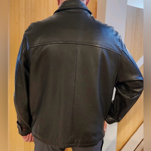 Vintage Kenneth Cole Leather Jacket With Removable Polyester Vest Lining - Picture 3 of 16